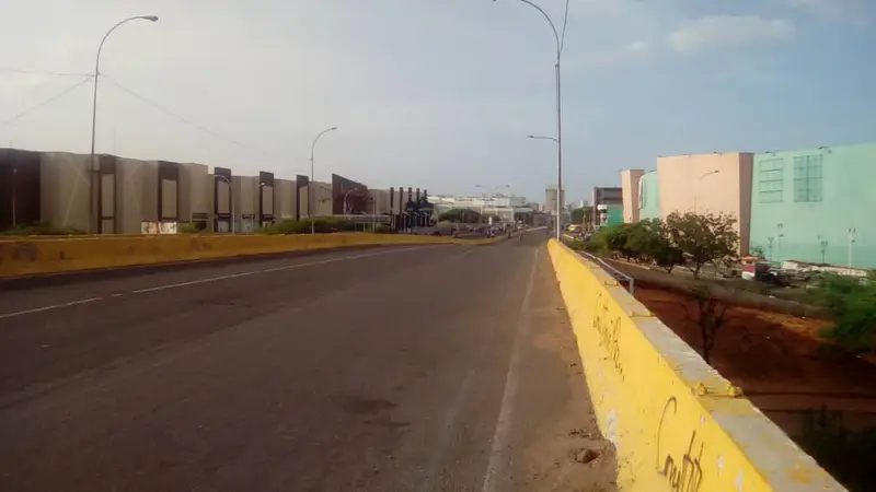 🚧 ¡ALERTA VIAL, MARACUCHOS! Cierran tramo de la Los Haticos por trabajos de colector este #8Sep