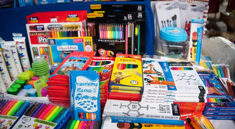 🎒📚 ¡ALIVIO PARA EL BOLSILLO! La Feria Escolar 2026 llega a tres parroquias de Maracaibo con útiles a precios solidarios