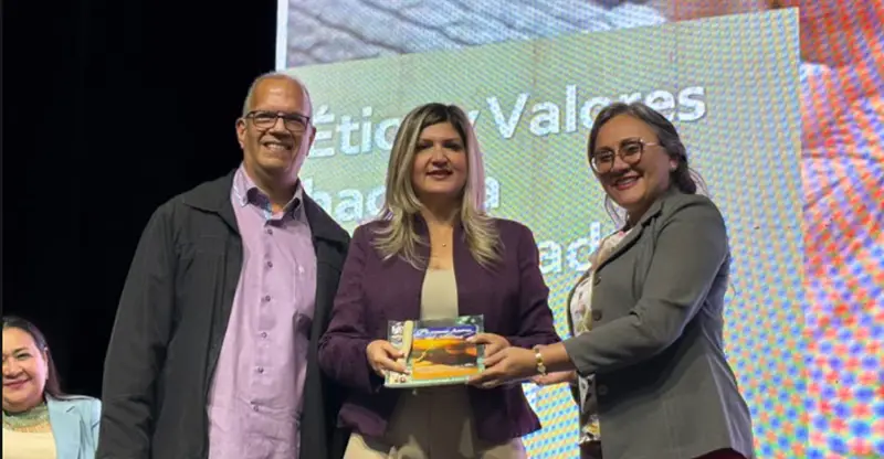 🌟❤️ ¡Celebrando a los Tesoros del Zulia! Roselyn López de Caldera honra a los adultos mayores en su día ❤️🌟
