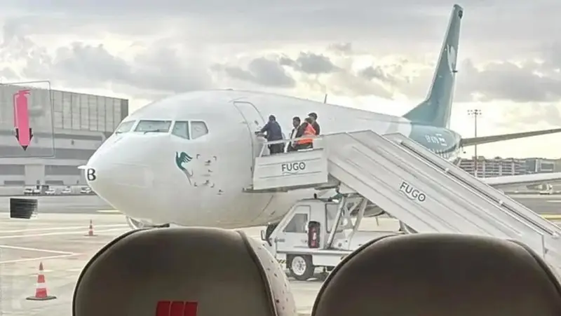 🛫✈️ ¡Confiscan Boeing 737 iraní en Estambul con pasajeros a bordo! 🇹🇷🇮🇷