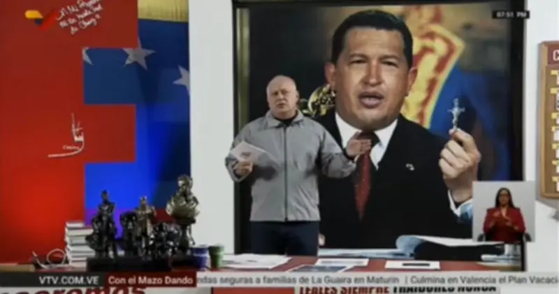 😱🗣️ Diosdado Cabello niega conocer a Elizabeth Ochoa, la de «la tapa del frasco», y confirma que está presa 🔒🇻🇪