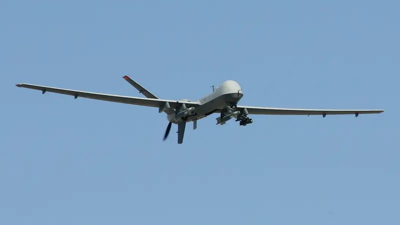 🔥🇺🇸 ¡Dron estadounidense MQ-9 Reaper derribado por Irán en Qeshm! ¿Es el inicio de una nueva era en la guerra aérea? 🇮🇷💥