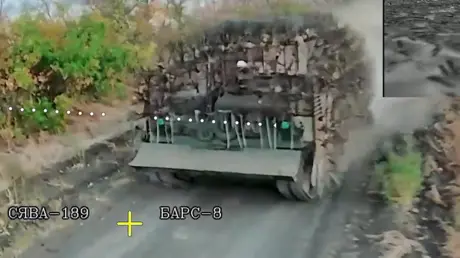 🔥💥 ¡Drones rusos destruyen blindados enemigos y su equipo en Zaporozhie! 🎯