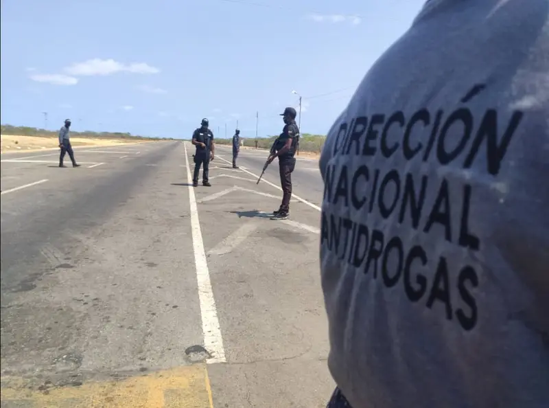 🚨 ¡Escándalo en la PNB! Agente de la DEA destapa red de narcotráfico con 500 kilos de droga 💥