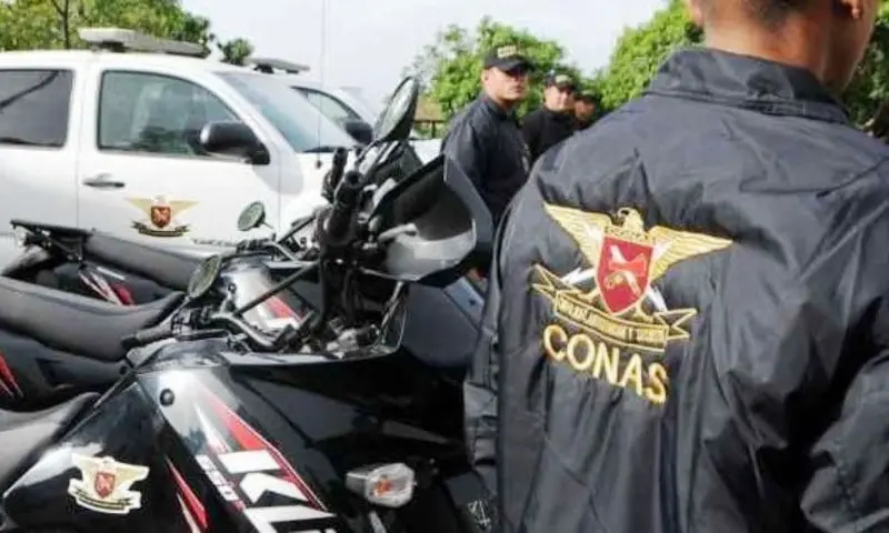 🚨💉 ¡Escándalo en San Bernardino! 12 agentes de la PNB tras las rejas por vender droga decomisada... ¡y otros en la fuga! 🏃‍♂️💨