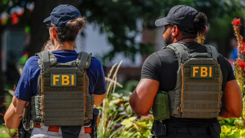 🚨 ¡Filtración masiva en el FBI! 💻 Hackers roban datos ultraconfidenciales de agentes y espías 🕵️‍♂️🔥