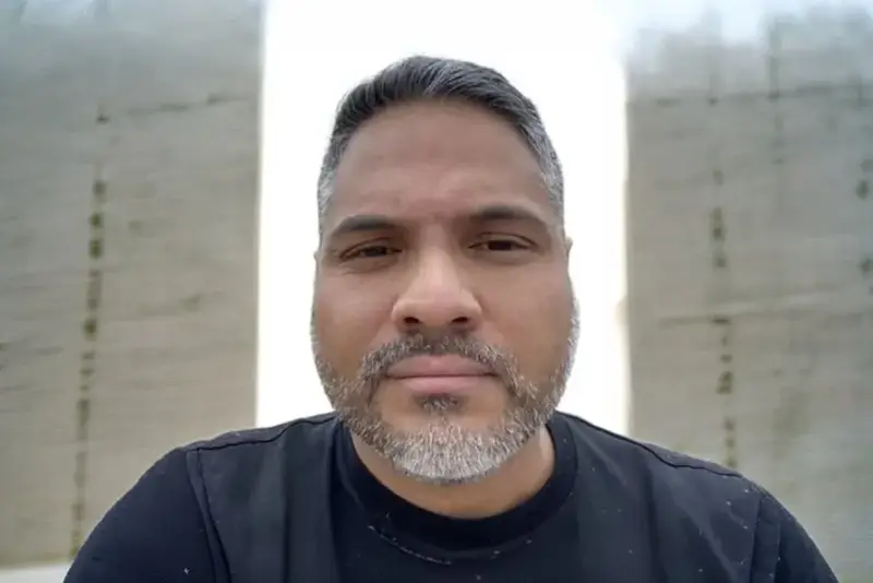 🔍🇻🇪 **¡GOLPE DE DRAGÓN! FBI atrapa a sus 10 fugitivos TOP en una semana… ¡y uno de ellos dormía tranquilo en Venezuela!**