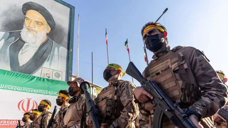 🔥 Irán obliga a EE.UU. a retirarse: El CGRI revela su estrategia en Oriente Medio 🔥