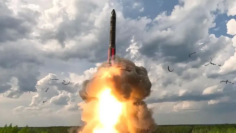 ☢️ Kremlin advierte a Lituania: si levanta el veto nuclear, su territorio sería blanco de Rusia 🎯
