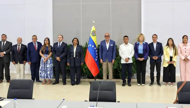 🇻🇪 ¡La AN de 2015 regresa a Caracas! Retoman el diálogo con el chavismo esta semana 🗣️