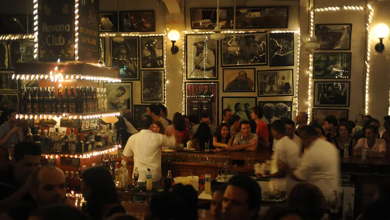 🌟✨ ¡Latinoamérica brilla! Estos son los bares de la región que conquistaron el top 50 mundial 🍹🇻🇪🇲🇽🇨🇴