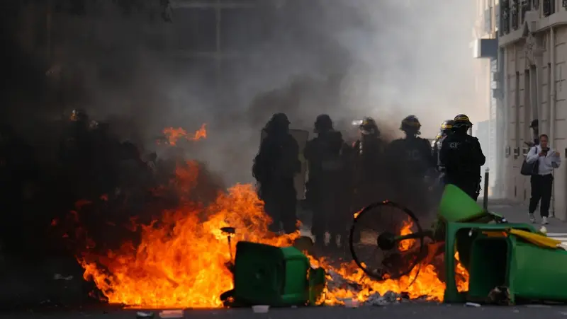 🔥📚 ¿Manipulación política? Analista desvela el verdadero rostro de las protestas estudiantiles en Francia 🇫🇷