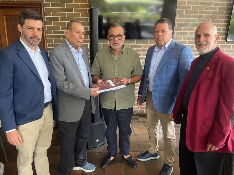 📢 ¡Medios zulienses en pie! Directivos de La Voz y La Región exigen reapertura de sus sedes cerradas por el Seniat 🔴