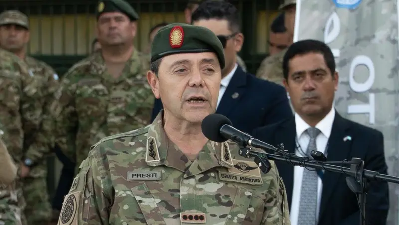 🔥🇦🇷💥 *Milei y Presti: Argentina apuesta fuerte en Defensa con EE.UU. mientras el Reino Unido y Trump tensan el pulso por las Malvinas* 🇺🇸⚔️🌊