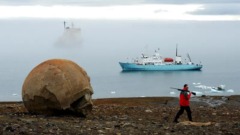 ⚓🇷🇺 Noruega retiene buque ruso en Svalbard y Moscú denuncia una "operación calculada"