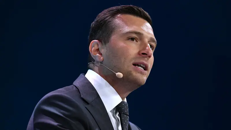 "Nos estamos ahogando": Líder de la derecha francesa propone que Kiev 'pague' por la ayuda militar