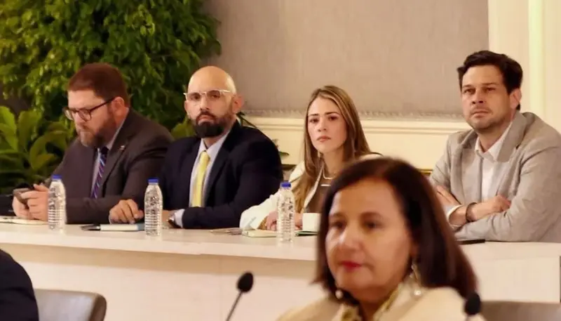 🔥 ¡Nuevos rostros en la mesa de diálogo! Conoce a los opositores que llegan al segundo ciclo y los ausentes por 'motivos personales' 📢