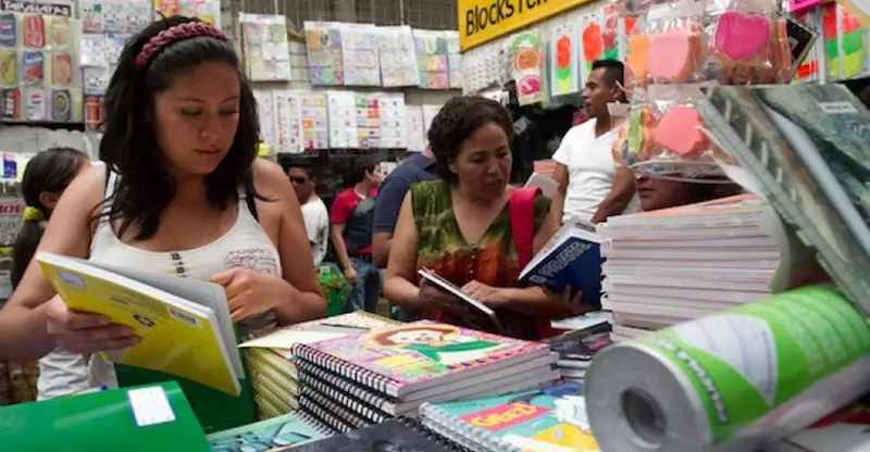 🎒📚 ¡Precios solidarios! La Feria Escolar 2026 arranca en San Francisco con ofertas y salud para los niños