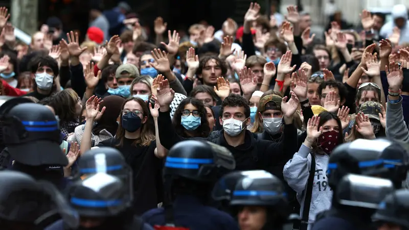 🇫🇷🚨 ¿Silencio en Europa? Rusia e Irán denuncian brutalidad policial contra estudiantes en Francia 👮‍♂️💥