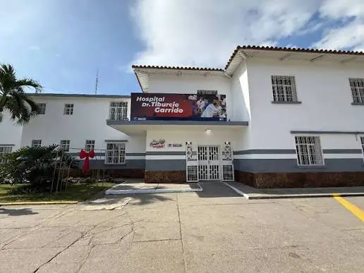 🔴¡Tragedia en Yaracuy! Hombre mata a su pareja a golpes con una silla dentro de un local comercial😢