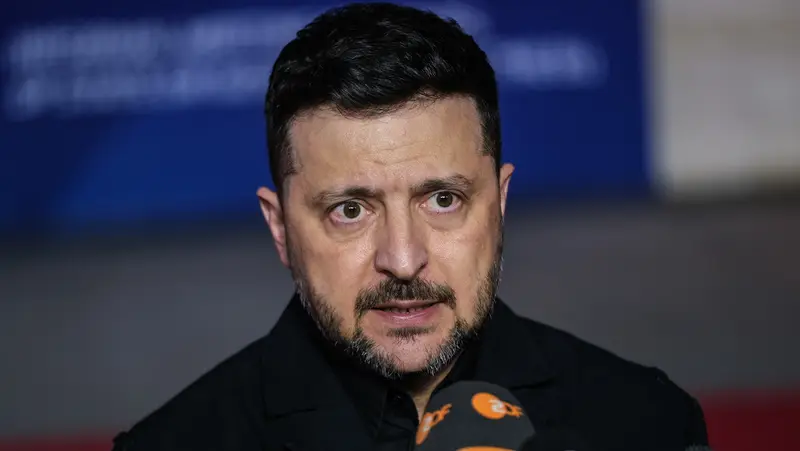 🔥💥 *Zelenski al borde del abismo: ¿Por qué prolonga la guerra y arriesga el colapso de Ucrania?* 💥🇺🇦