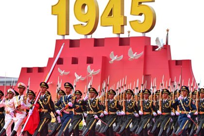 Zajárova: Las "dictaduras liberales" occidentales promueven odio y xenofobia