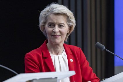 Moscú: Difunden el 'fake' sobre el fallo del GPS en el avión de Von der Leyen para desviar la atención de la cumbre de la OCS