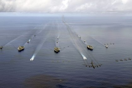 Bloomberg: EE.UU. pierde ante China su "indiscutible hegemonía" en esta región clave