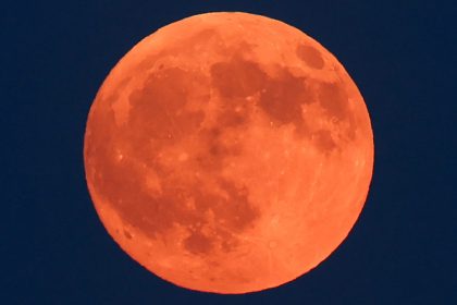 'Luna de sangre': el espectacular eclipse total de luna que ilumina hoy el cielo