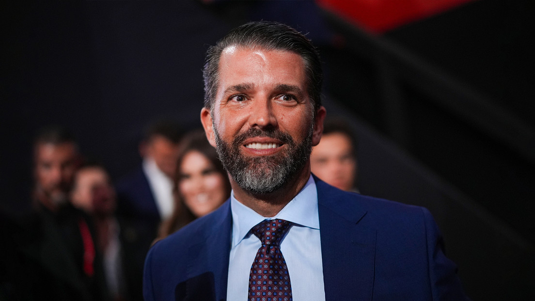 Donald Trump Jr. tacha de "payasos" a quienes marcan sus cuentas con la bandera de Ucrania