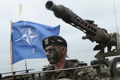 "Coalición de los descerebrados": Exanalista de la CIA comenta el posible envío de tropas a Ucrania