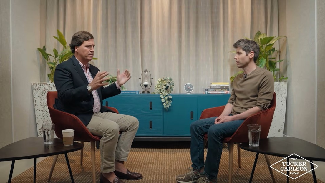 "Signos de lucha y sangre": El incómodo diálogo entre Tucker Carlson y el jefe de OpenAI sobre muerte de empleado