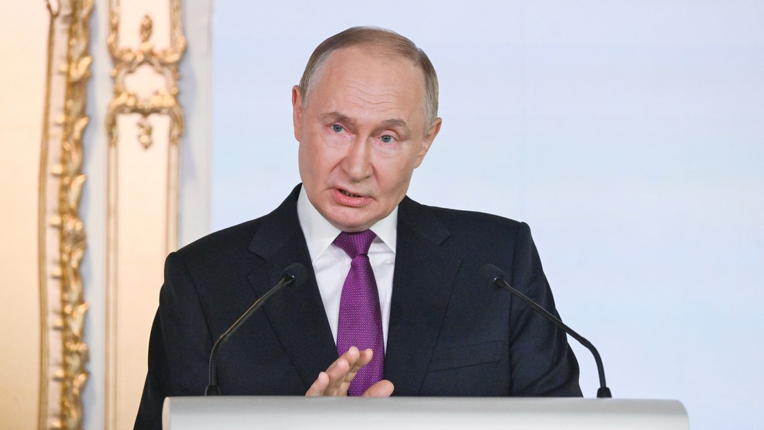 Putin: El futuro pertenece a los que valoran el amor y la amistad