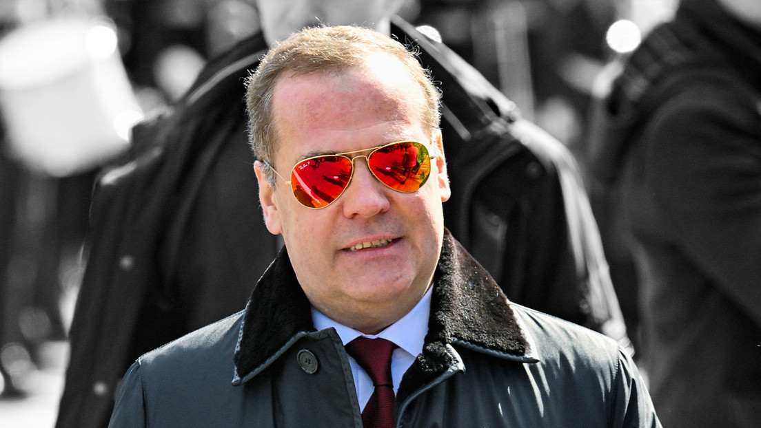 Dmitri Medvédev obtiene la Orden del Mérito de la Patria, IV grado, el día de su 60.º cumpleaños