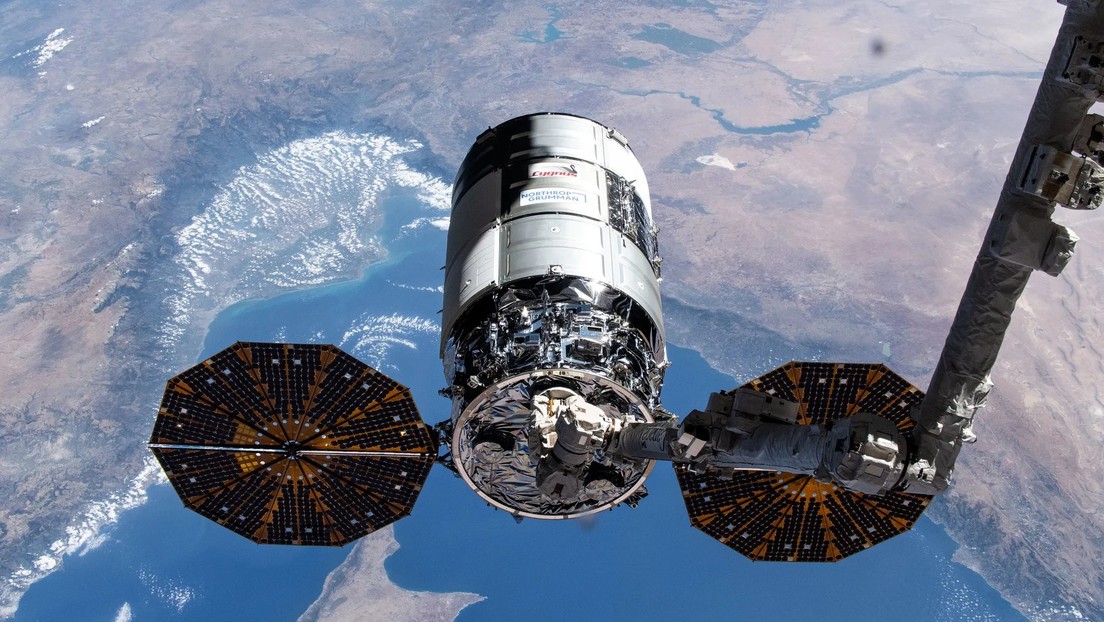 Misión de la NASA, varada en el espacio por un fallo