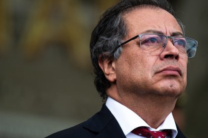 Petro defiende su polémica frase sobre el "clítoris" y el "cerebro" de las mujeres