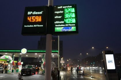 Casa Blanca sobre precios de gas: "Esto es una disrupción a corto plazo para una ganancia a largo plazo"