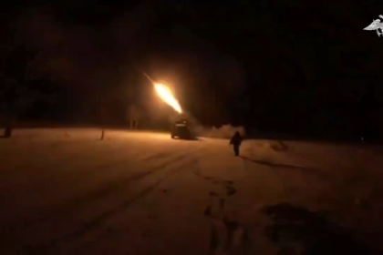 VIDEO: La artillería rusa arrasa posiciones ucranianas