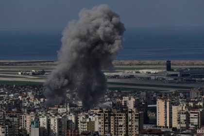 MINUTO A MINUTO: EE.UU. anuncia ataques de mayor profundidad en Irán mientras sus represalias golpean objetivos en Oriente Medio