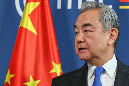 China anuncia medida para ayudar a desescalar la situación en Oriente Medio