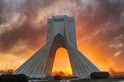 ¿Qué objetivos se ha propuesto Trump en Irán y con cuáles tienen problemas?