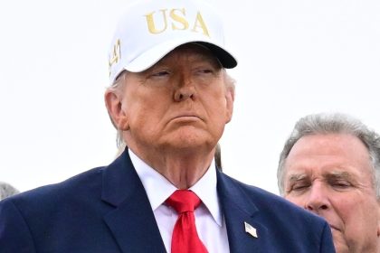 "Me da igual": Trump responde a advertencias de un alto cargo iraní de que deberá "pagar el precio"