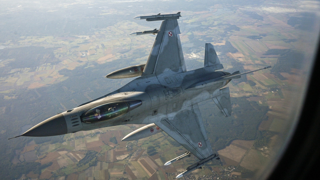 Turquía desplegará 6 cazas F-16 en el norte de Chipre