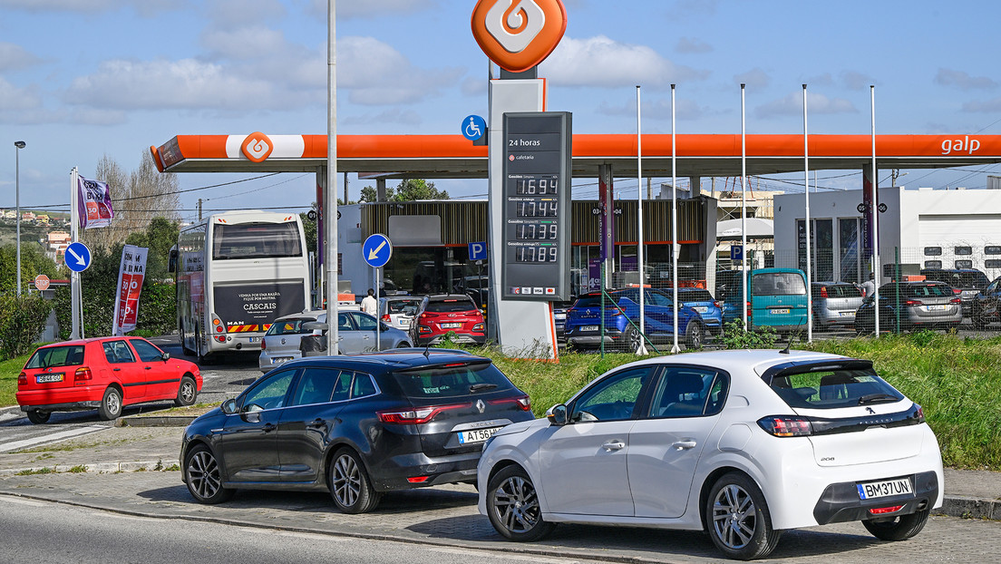 El barril de crudo supera los 100 dólares y podría romper su techo histórico esta semana