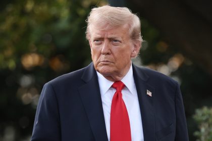 Trump repostea un mensaje con críticas a Sheinbaum