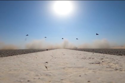 Impresionante despegue simultáneo de drones kamikaze iraníes (VIDEOS)
