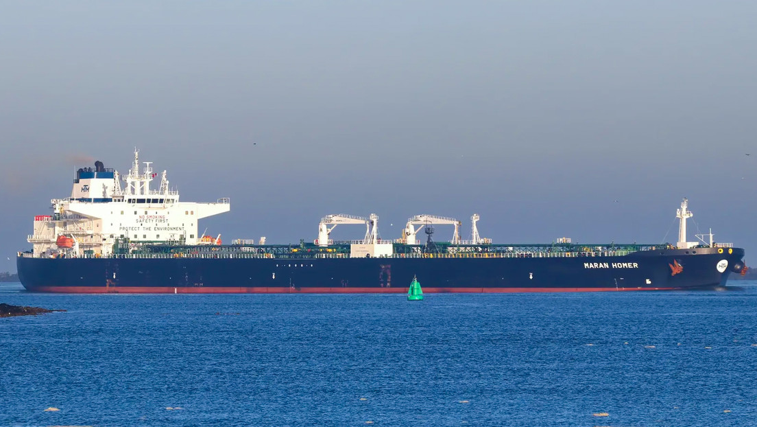 Petrolero griego atacado por "un objeto desconocido" en el mar Negro