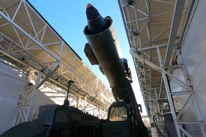 Lavrov: "El futuro del régimen de no proliferación nuclear suscita gran preocupación"