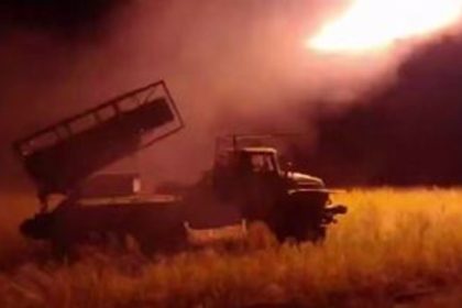 VIDEO: 'Granizo' ruso destruye una fortificación ucraniana y deja al enemigo sin equipo militar