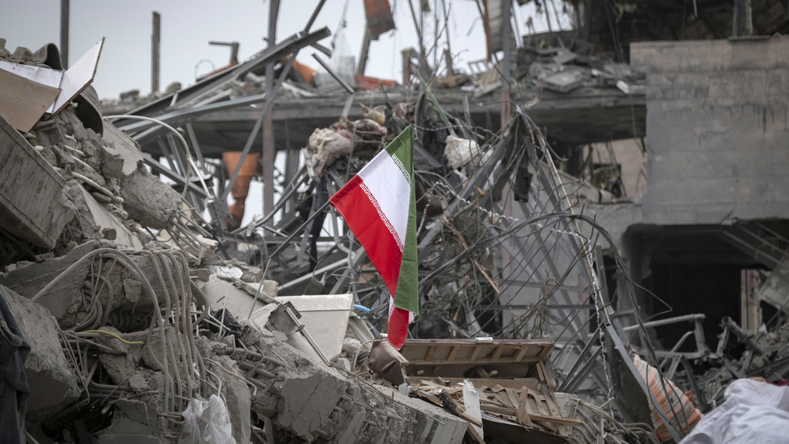 Israel mata al jefe de Seguridad Nacional iraní e Irán promete una "severa venganza": MINUTO A MINUTO